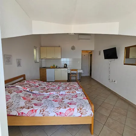 Adriatika Apartamento Makarska